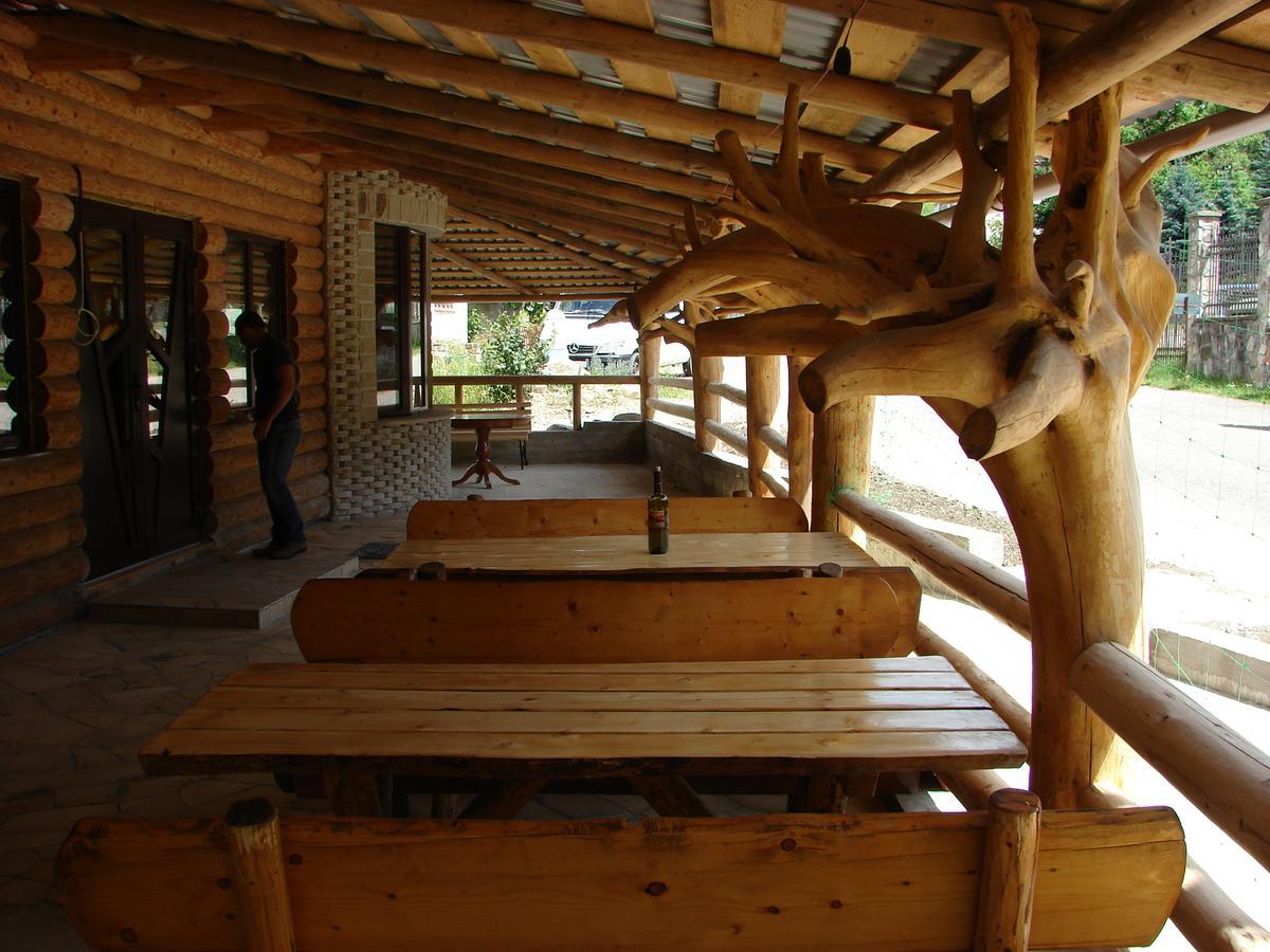 Taverna Ceahlau ดูเรา ภายนอก รูปภาพ