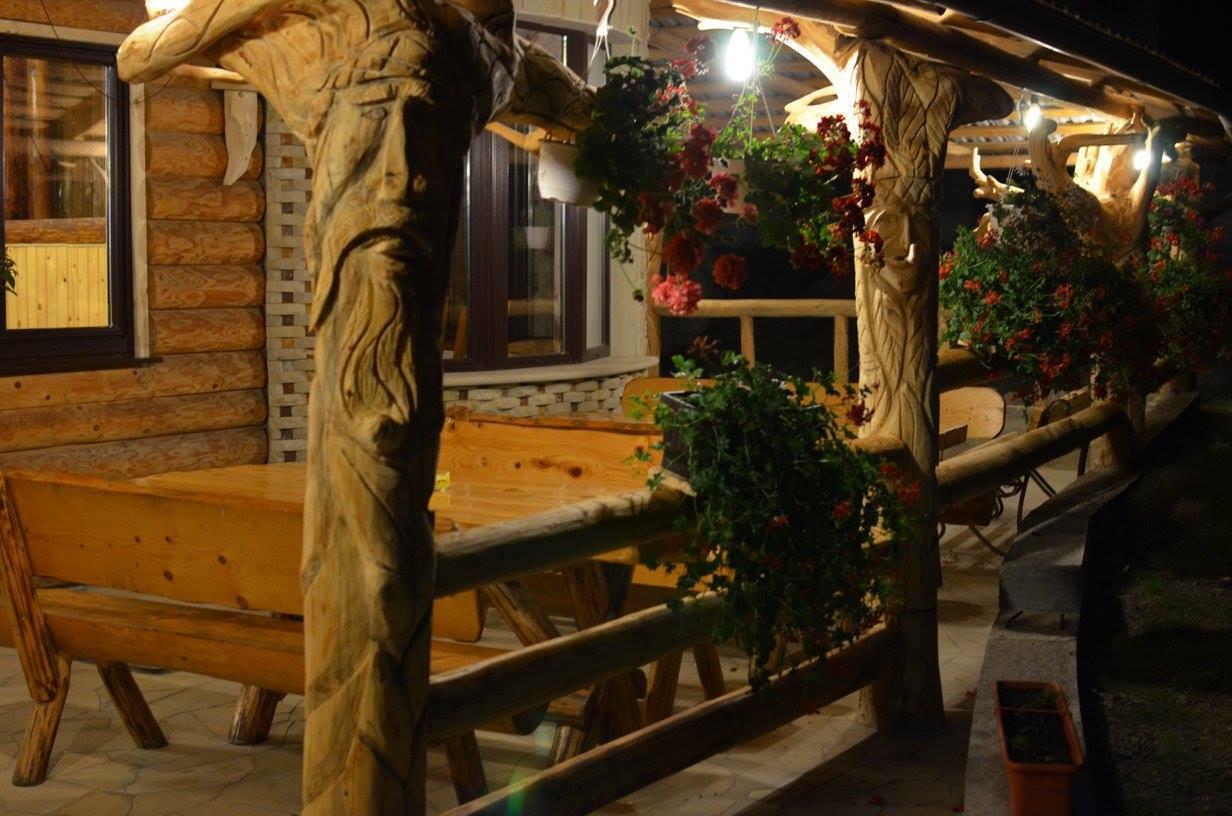 Taverna Ceahlau ดูเรา ภายนอก รูปภาพ