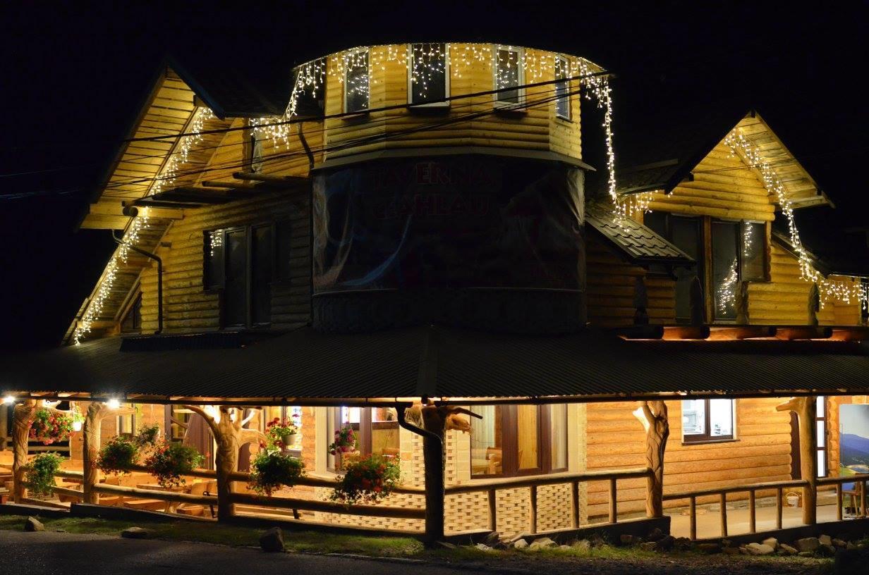 Taverna Ceahlau ดูเรา ภายนอก รูปภาพ